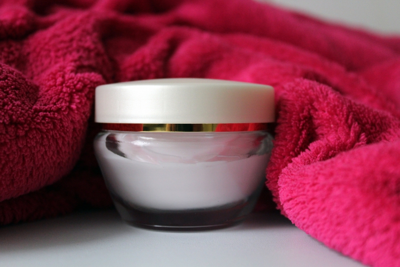 esthetique-LA BASTIDE-min_cream-2817325